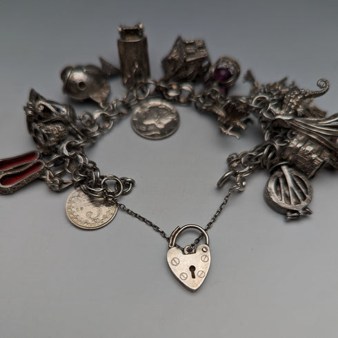1980 British Vintage Sterling Silver Charm Bracelet 75g